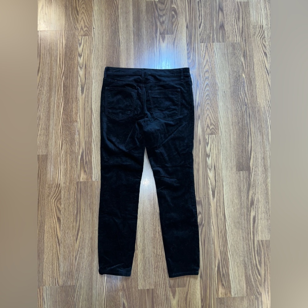 Super Cute Ann Taylor The Skinny Black Velvet Pants! - Picture 4 of 5